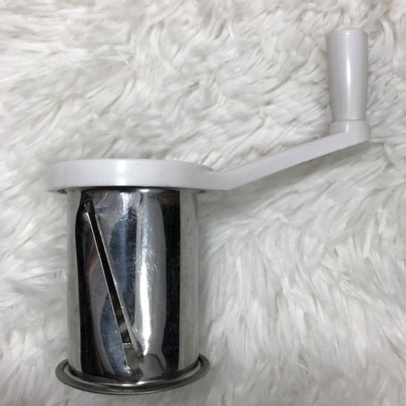 Vintage Cooking Club of America Handheld Multi Grater Turn Handle Device - Picture 6 of 9